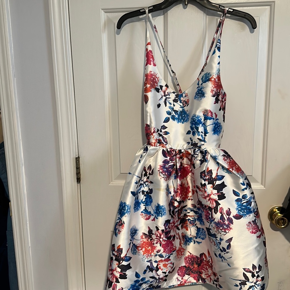 Mini dress